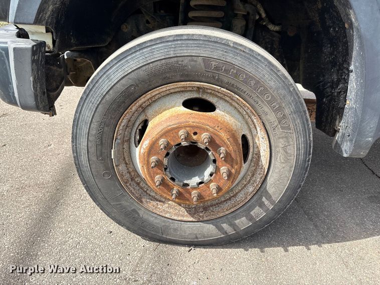 image for item EM6096 2008 Ford F450 Super Duty flatbed truck