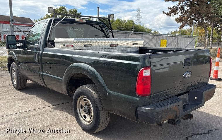 image for item EM6097 2016 Ford F250 Super Duty Quad Cab dump bed pickup truck