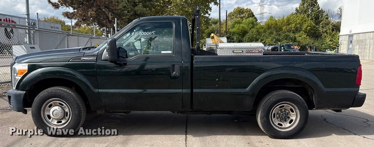 image for item EM6097 2016 Ford F250 Super Duty Quad Cab dump bed pickup truck