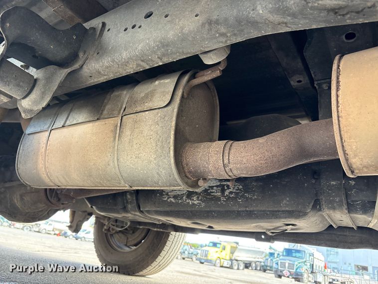 image for item EM6097 2016 Ford F250 Super Duty Quad Cab dump bed pickup truck