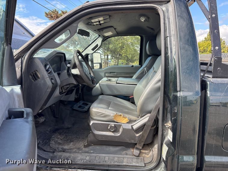 image for item EM6097 2016 Ford F250 Super Duty Quad Cab dump bed pickup truck