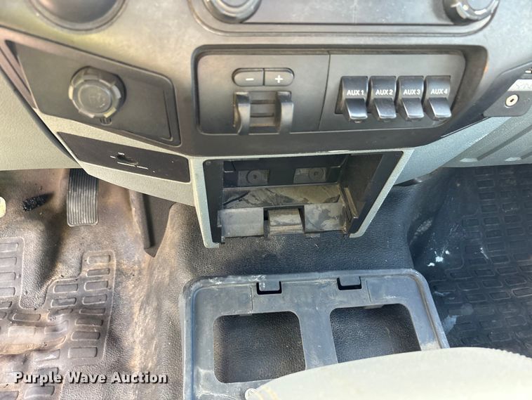 image for item EM6097 2016 Ford F250 Super Duty Quad Cab dump bed pickup truck