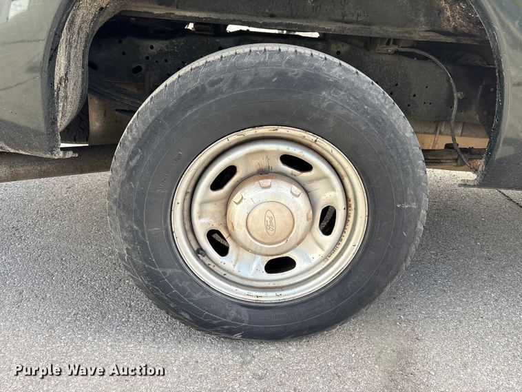 image for item EM6097 2016 Ford F250 Super Duty Quad Cab dump bed pickup truck