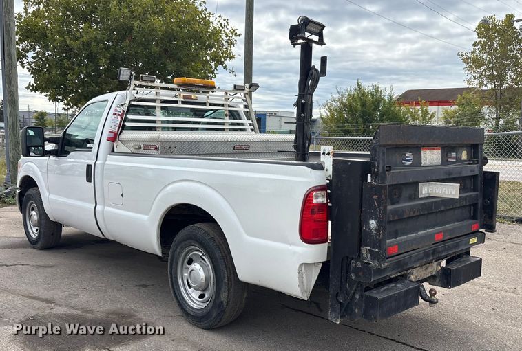 image for item EM6098 2016 Ford F250 Super Duty pickup truck