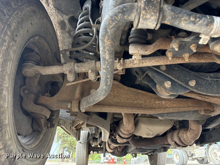 image for item EM6098 2016 Ford F250 Super Duty pickup truck