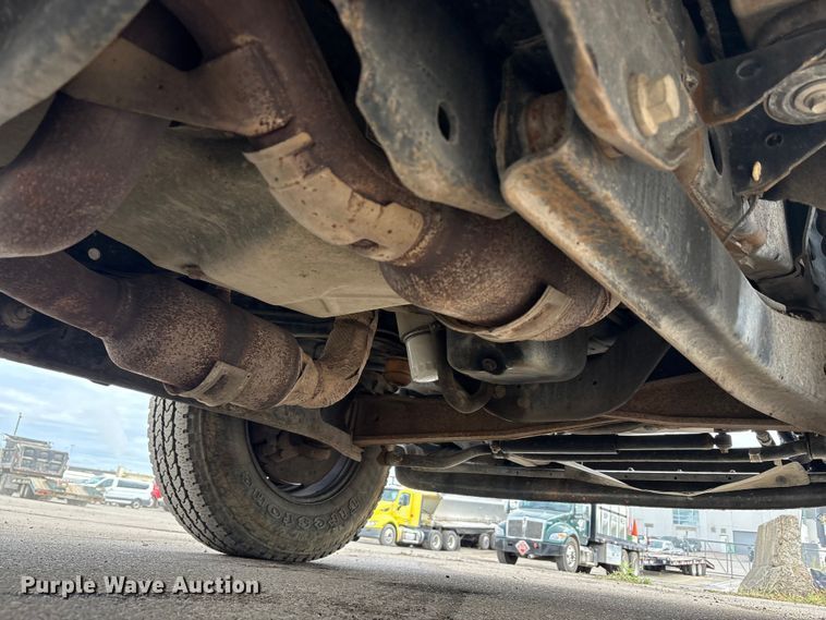 image for item EM6098 2016 Ford F250 Super Duty pickup truck