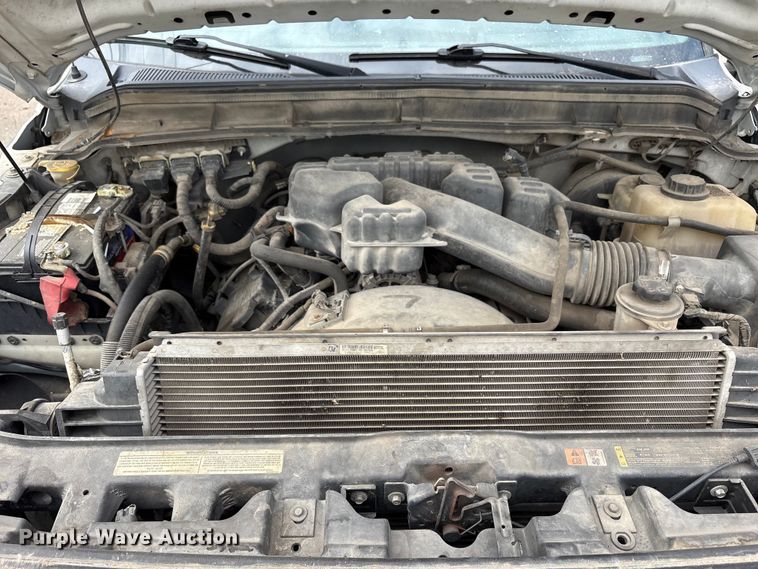 image for item EM6098 2016 Ford F250 Super Duty pickup truck