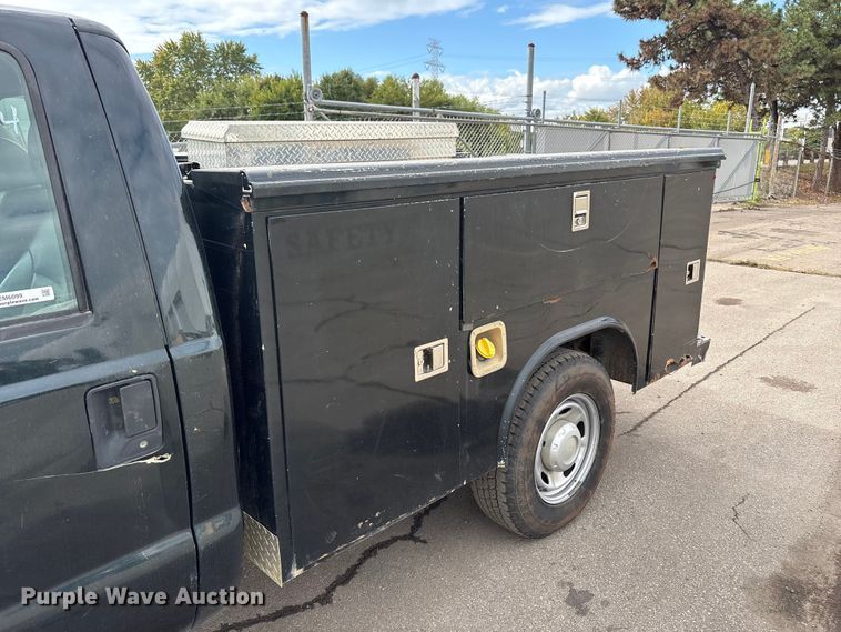 image for item EM6099 2012 Ford F350 Super Duty utility bed pickup truck