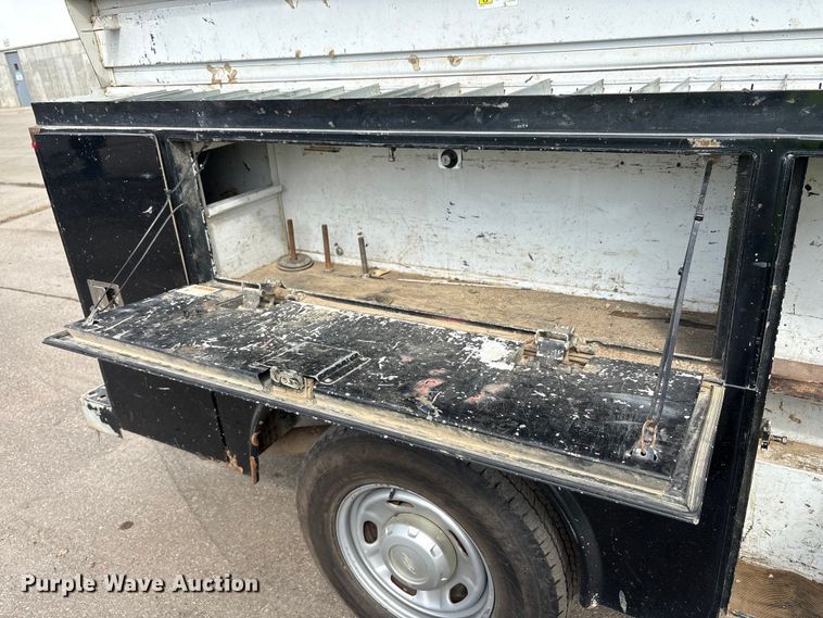 image for item EM6099 2012 Ford F350 Super Duty utility bed pickup truck