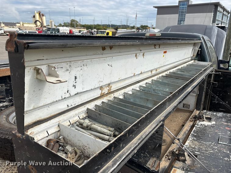 image for item EM6099 2012 Ford F350 Super Duty utility bed pickup truck