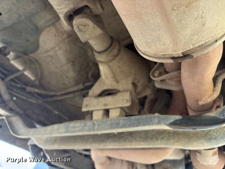 image for item EM6099 2012 Ford F350 Super Duty utility bed pickup truck