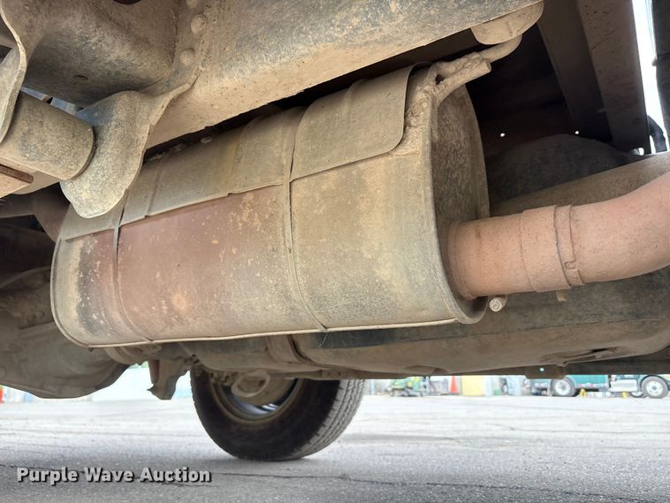 image for item EM6099 2012 Ford F350 Super Duty utility bed pickup truck