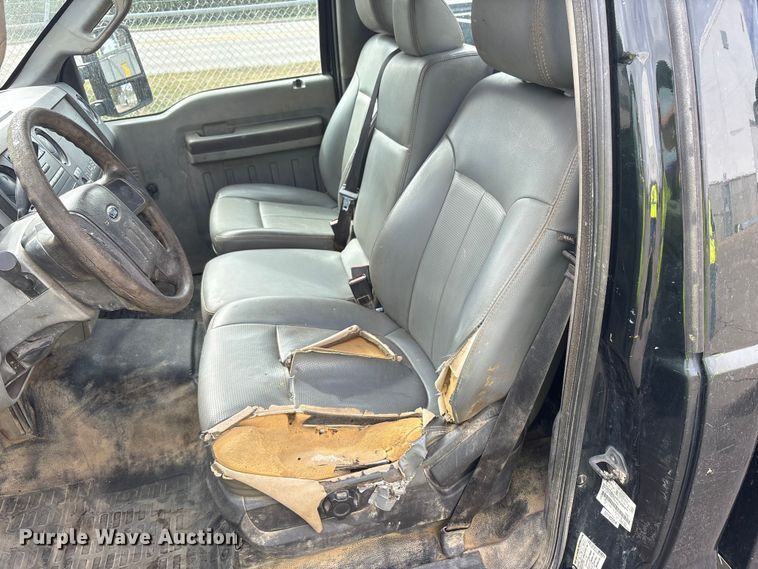 image for item EM6099 2012 Ford F350 Super Duty utility bed pickup truck