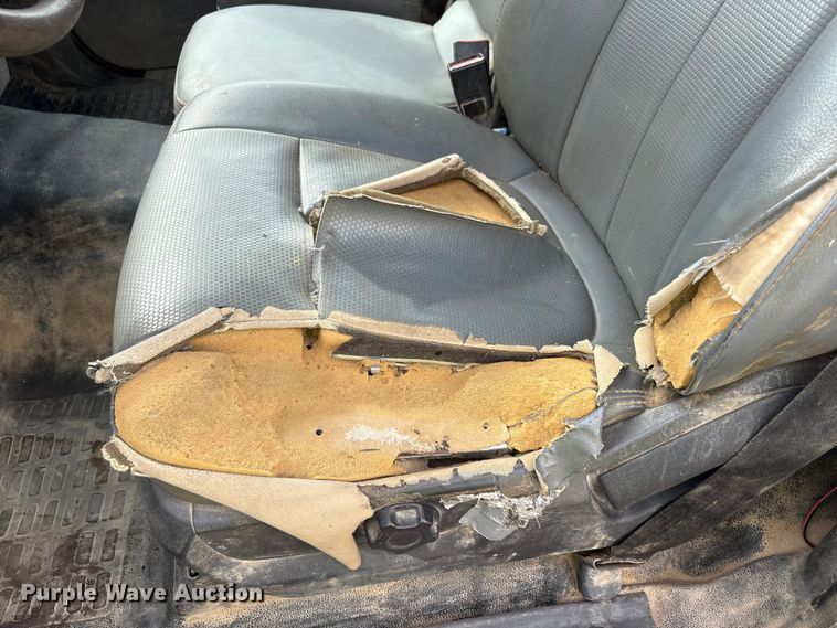 image for item EM6099 2012 Ford F350 Super Duty utility bed pickup truck