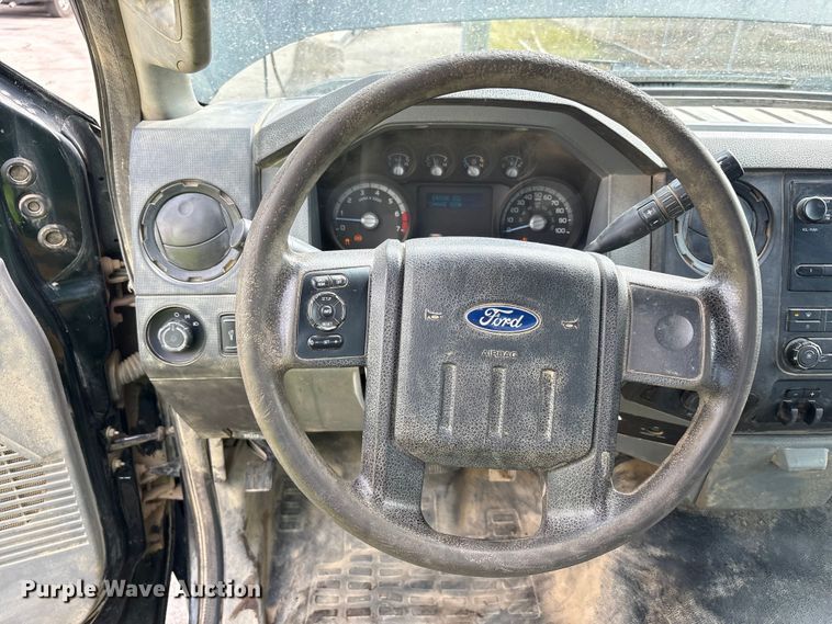 image for item EM6099 2012 Ford F350 Super Duty utility bed pickup truck