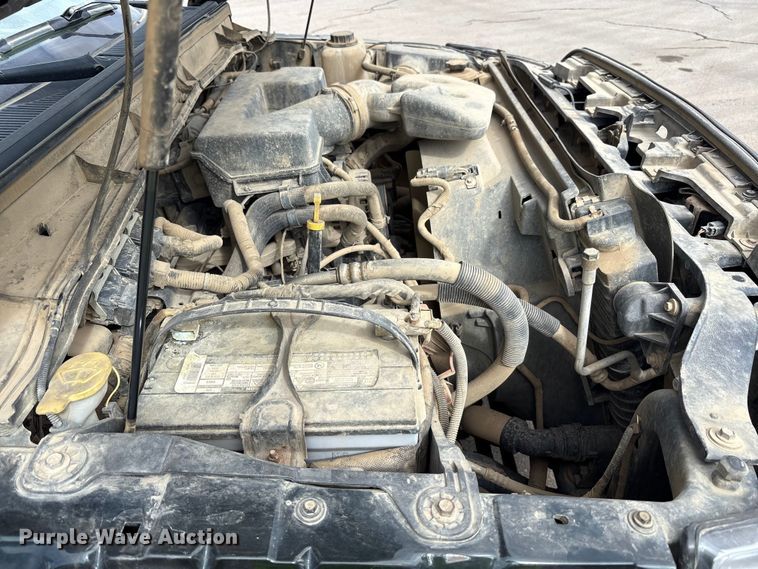 image for item EM6099 2012 Ford F350 Super Duty utility bed pickup truck