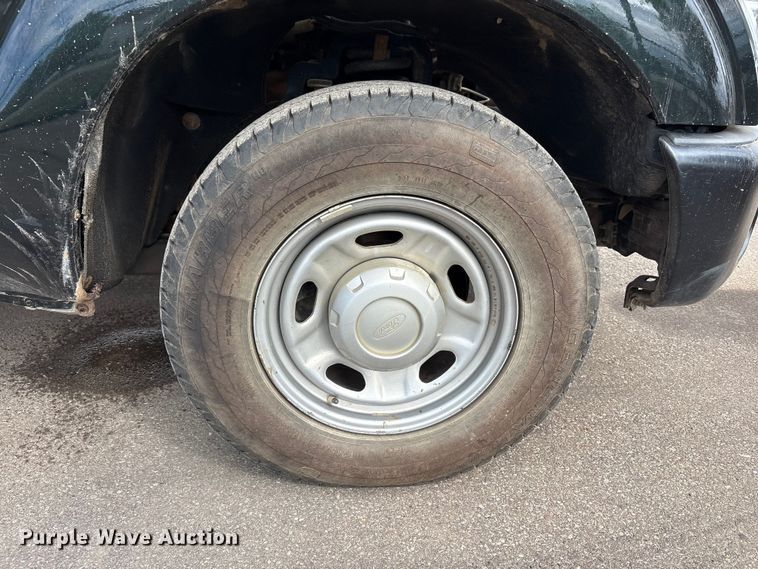 image for item EM6099 2012 Ford F350 Super Duty utility bed pickup truck