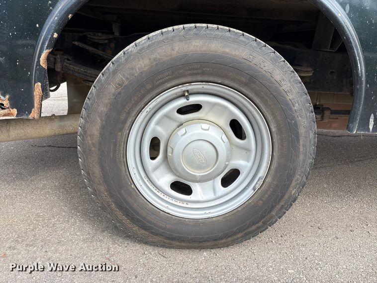 image for item EM6099 2012 Ford F350 Super Duty utility bed pickup truck