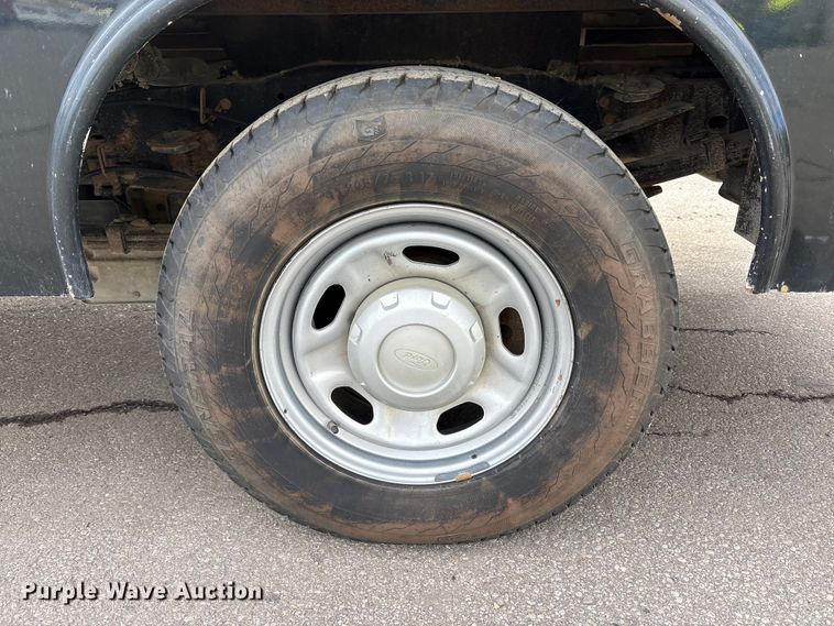 image for item EM6099 2012 Ford F350 Super Duty utility bed pickup truck