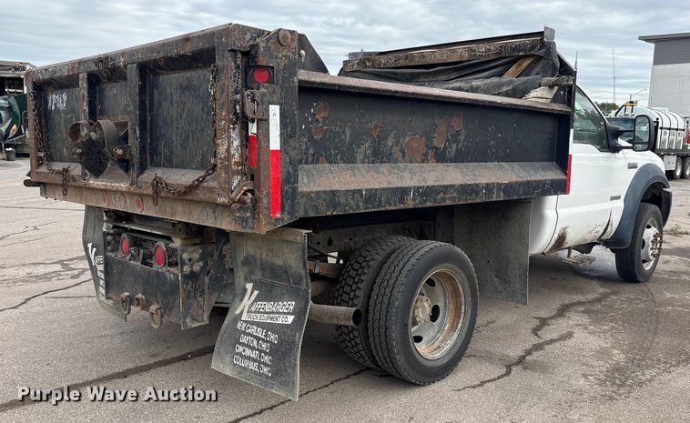 image for item EM6100 2006 Ford F550 dump truck