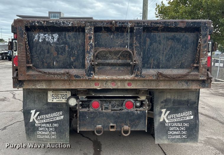 image for item EM6100 2006 Ford F550 dump truck