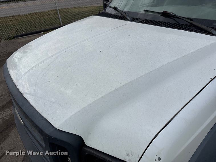 image for item EM6100 2006 Ford F550 dump truck