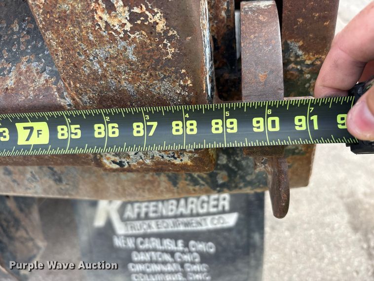 image for item EM6100 2006 Ford F550 dump truck