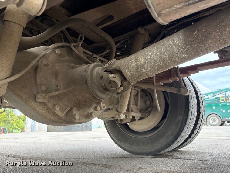 image for item EM6100 2006 Ford F550 dump truck