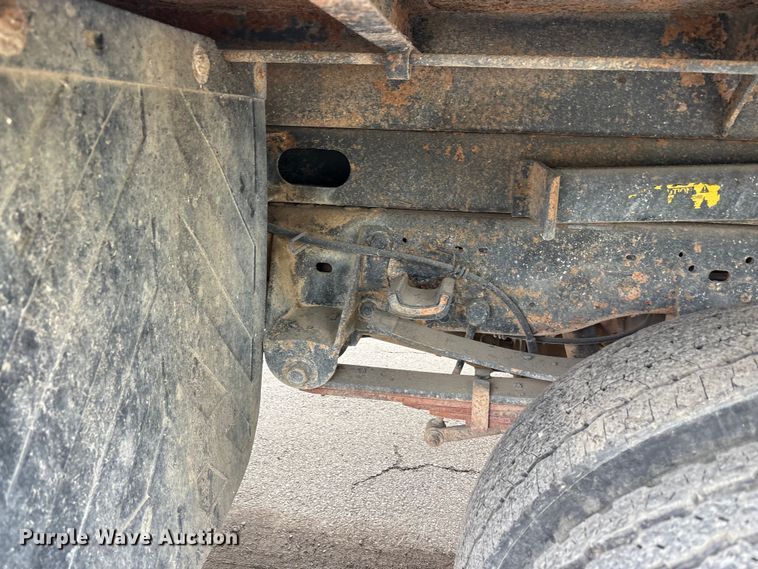 image for item EM6100 2006 Ford F550 dump truck