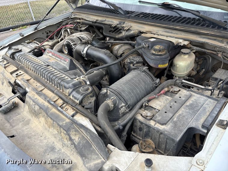 image for item EM6100 2006 Ford F550 dump truck