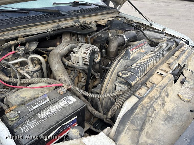 image for item EM6100 2006 Ford F550 dump truck