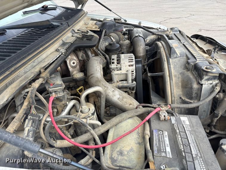 image for item EM6100 2006 Ford F550 dump truck