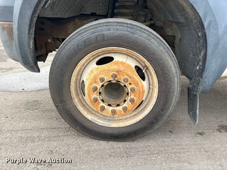 image for item EM6100 2006 Ford F550 dump truck