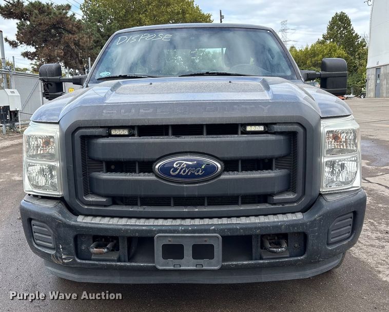 image for item EM6101 2013 Ford F250 Super Duty SuperCab pickup truck