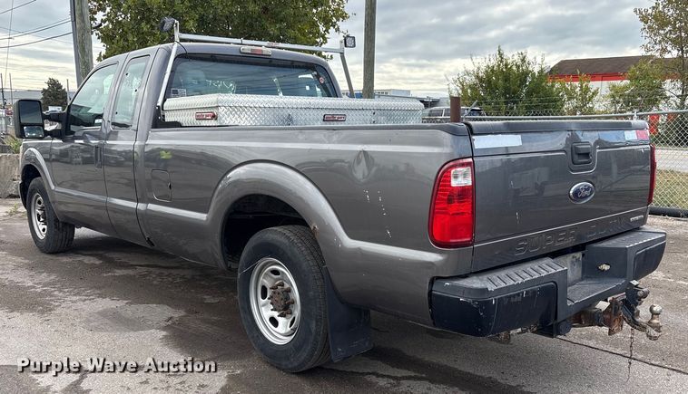 image for item EM6101 2013 Ford F250 Super Duty SuperCab pickup truck