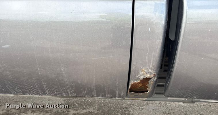 image for item EM6101 2013 Ford F250 Super Duty SuperCab pickup truck