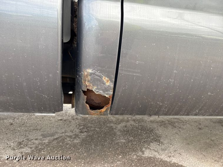 image for item EM6101 2013 Ford F250 Super Duty SuperCab pickup truck