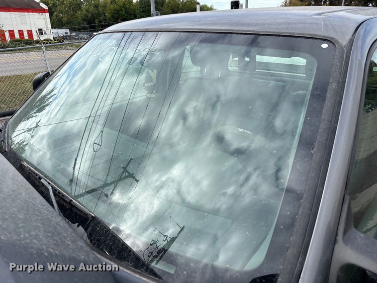 image for item EM6101 2013 Ford F250 Super Duty SuperCab pickup truck