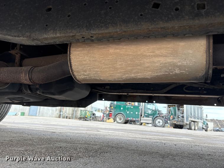 image for item EM6101 2013 Ford F250 Super Duty SuperCab pickup truck