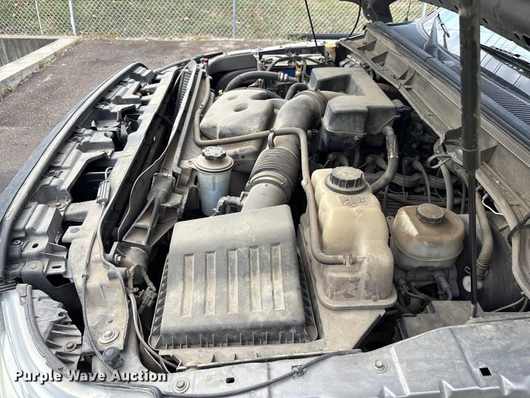 image for item EM6101 2013 Ford F250 Super Duty SuperCab pickup truck