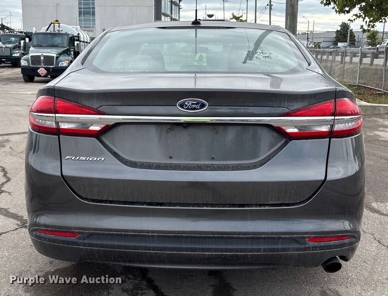 image for item EM6102 2017 Ford Fusion 
