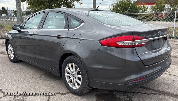 image for item EM6102 2017 Ford Fusion 