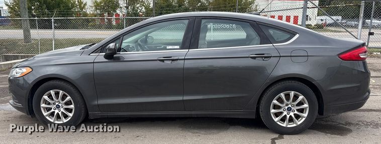 image for item EM6102 2017 Ford Fusion 