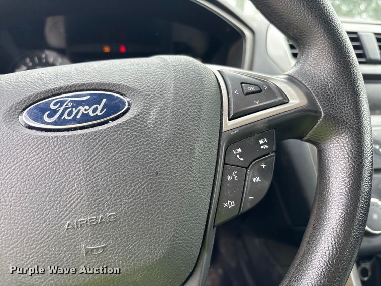 image for item EM6102 2017 Ford Fusion 