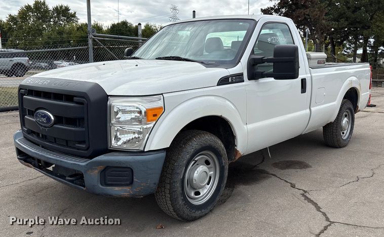 image for item EM6103 2015 Ford F250 Super Duty pickup truck