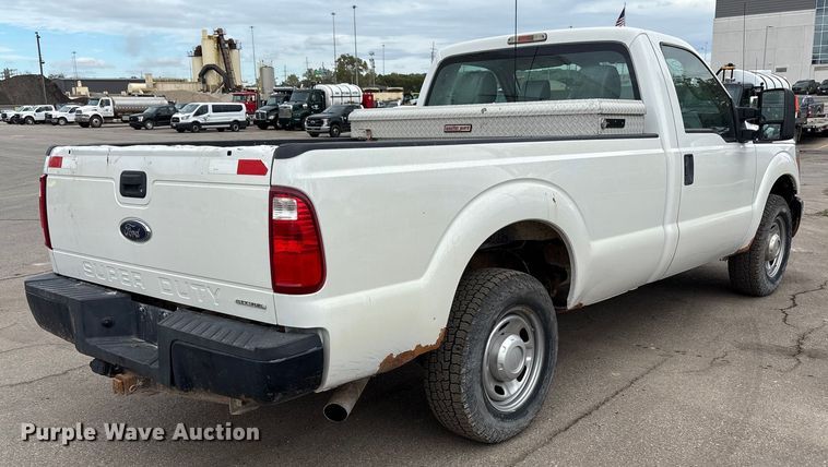 image for item EM6103 2015 Ford F250 Super Duty pickup truck