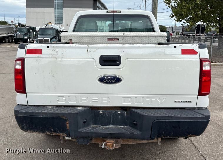 image for item EM6103 2015 Ford F250 Super Duty pickup truck