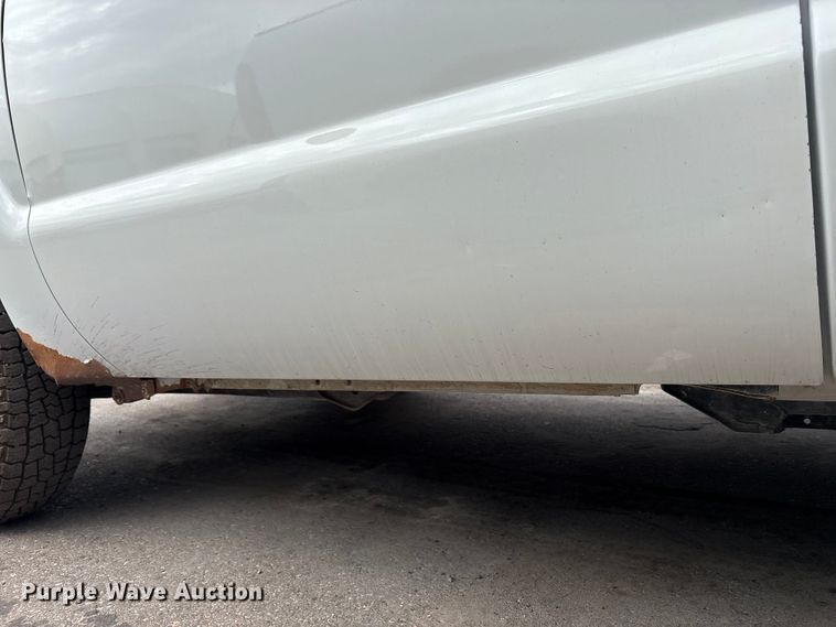 image for item EM6103 2015 Ford F250 Super Duty pickup truck