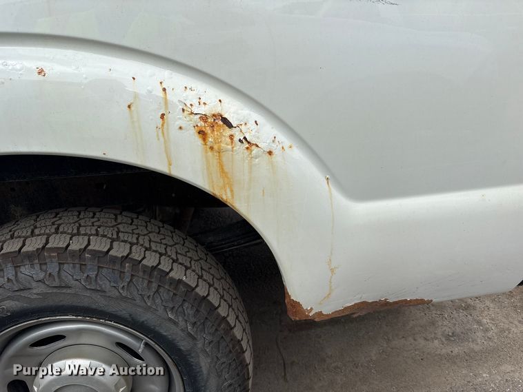 image for item EM6103 2015 Ford F250 Super Duty pickup truck