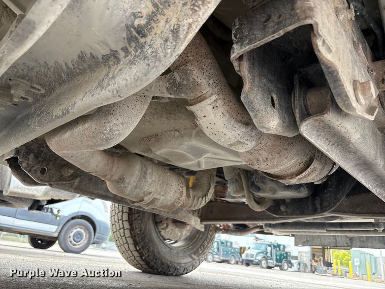 image for item EM6103 2015 Ford F250 Super Duty pickup truck